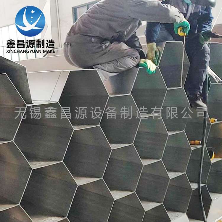一種集塵板、集塵極及移動(dòng)式靜電除塵裝置的制作方法